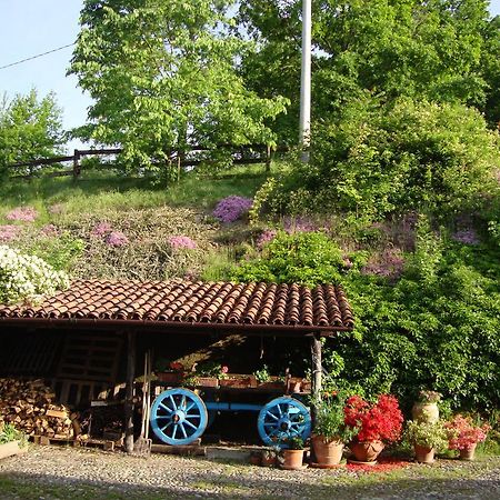 Moncucco Torinese Cascina Nel Bosco B&B 외부 사진