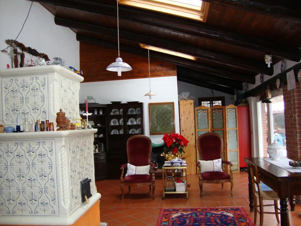 Moncucco Torinese Cascina Nel Bosco B&B 외부 사진