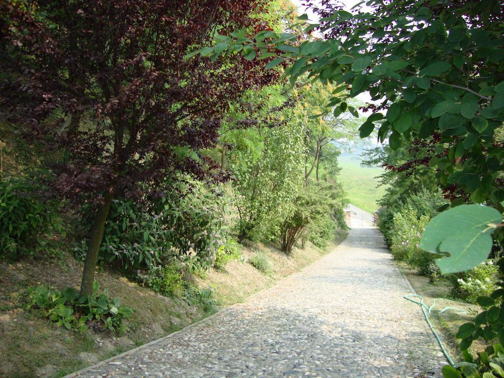 Moncucco Torinese Cascina Nel Bosco B&B 외부 사진